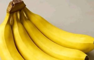 Doctors Reveal That Eating Bananas Causes….